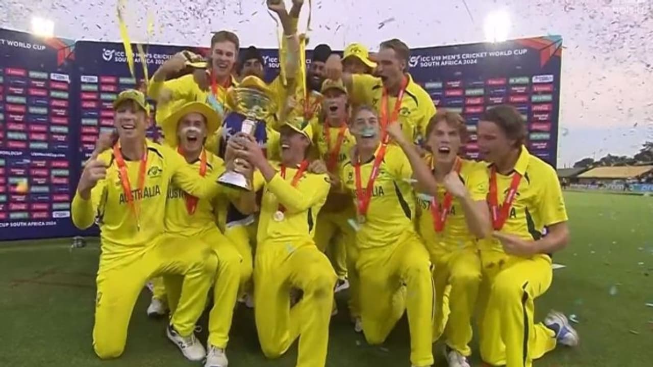 INDU19 vs AUSU19: இந்தியா அதிர்ச்சி தோல்வி – 4ஆவது முறையாக அண்டர்19 உலகக் கோப்பையில் சாம்பியனான ஆஸ்திரேலியா! INDU19 vs AUSU19: இந்தியா அதிர்ச்சி தோல்வி – 4ஆவது முறையாக அண்டர்19 உலகக் கோப்பையில் சாம்பியனான ஆஸ்திரேலியா!