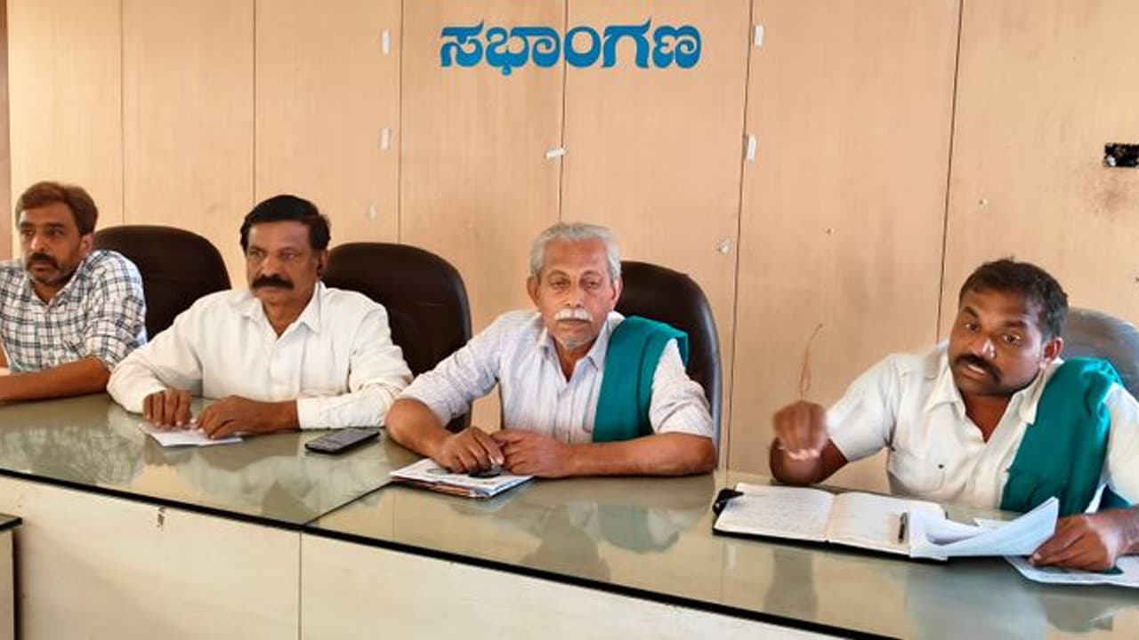  ಕೊಬ್ಬರಿ ನೋಂದಣಿ: ತುಮಕೂರು ತೆಂಗು ಬೆಳೆಗಾರರಿಗೆ ಅನ್ಯಾಯ