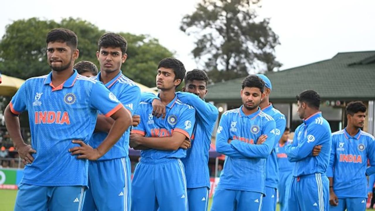 'Negative Padosi': Irfan Pathan slams Pakistan's 'keyboard warriors' for trolling India's U 19 WC title defeat 'Negative Padosi': Irfan Pathan slams Pakistan's 'keyboard warriors' for trolling India's U 19 WC title defeat