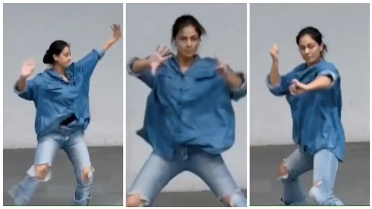 Simran Dance Video: கிழிந்த பேன்டில் தக தகவென தாண்டவம் ஆடிய சிம்ரன்! வைரலாகும் வீடியோ..! Simran Dance Video: கிழிந்த பேன்டில் தக தகவென தாண்டவம் ஆடிய சிம்ரன்! வைரலாகும் வீடியோ..!