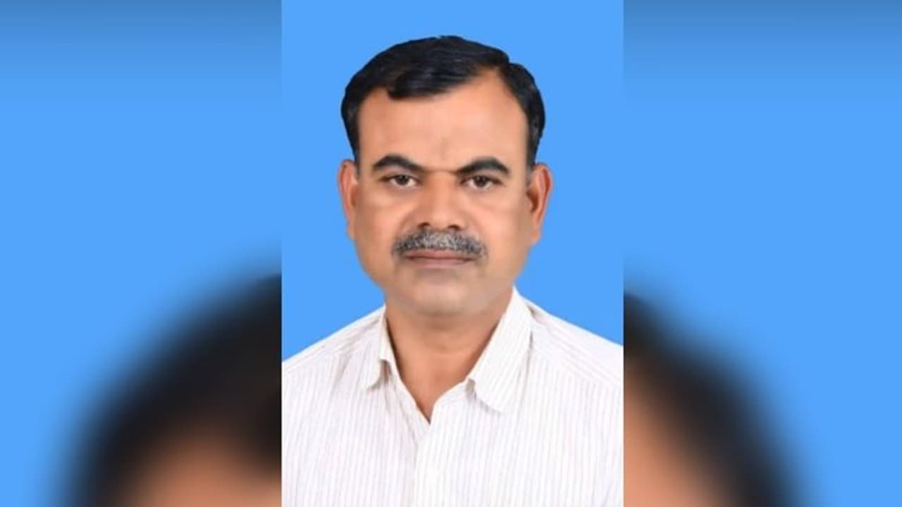  Karnataka: Gadag Congress leader Dr Shashidhar Hatti commits suicide, suspicion of harassment arises