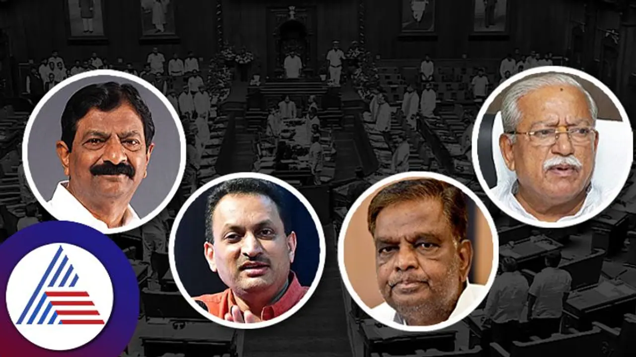 5 ವರ್ಷ ಲೋಕಸಭೆಯಲ್ಲಿ ಗಪ್ಚುಪ್ ಕುಳಿತು ಬೆಂಚು ಬಿಸಿ ಮಾಡಿದ ರಾಜ್ಯದ 4 ಸಂಸದರು ಇವರೇ ನೋಡಿ! 5 ವರ್ಷ ಲೋಕಸಭೆಯಲ್ಲಿ ಗಪ್ಚುಪ್ ಕುಳಿತು ಬೆಂಚು ಬಿಸಿ ಮಾಡಿದ ರಾಜ್ಯದ 4 ಸಂಸದರು ಇವರೇ ನೋಡಿ!