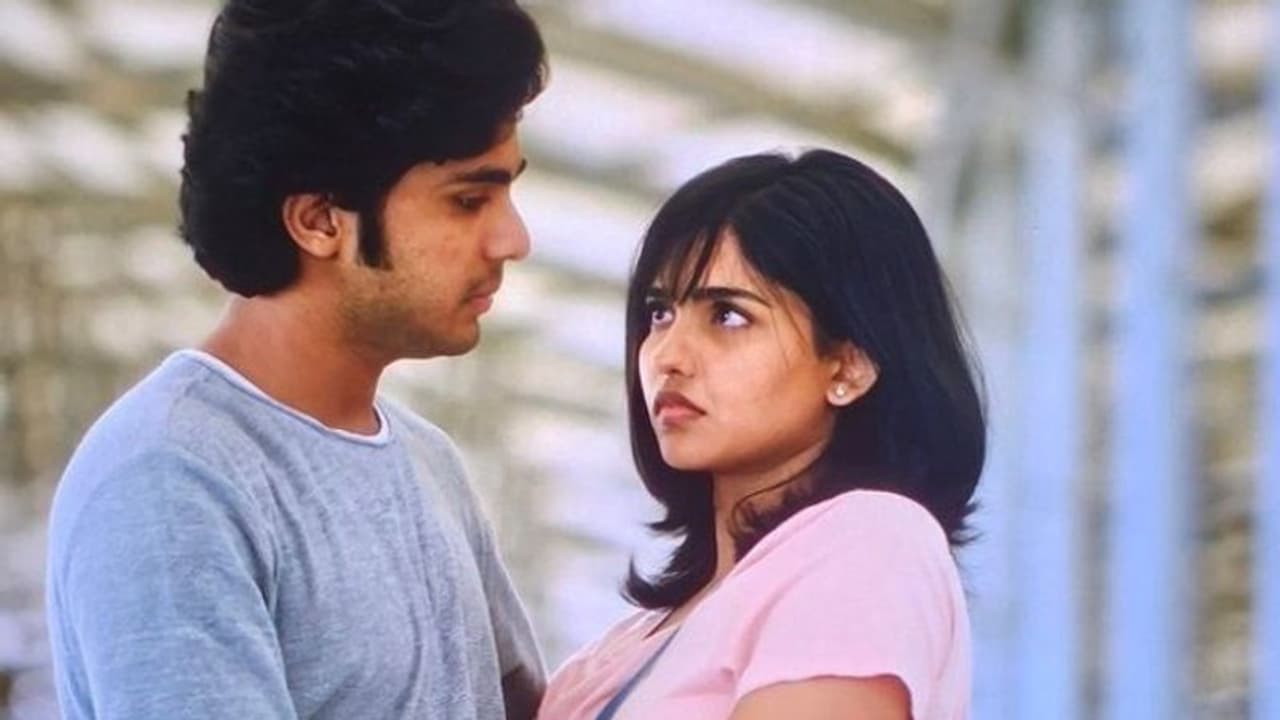 ആദ്യദിനം 90 ലക്ഷത്തോളം, പിന്നീട് കോടികൾ ! ഹിറ്റിലേക്ക് കുതിച്ച് 'പ്രേമലു', മൺഡേ ടെസ്റ്റ് എങ്ങനെയുണ്ട് ? 