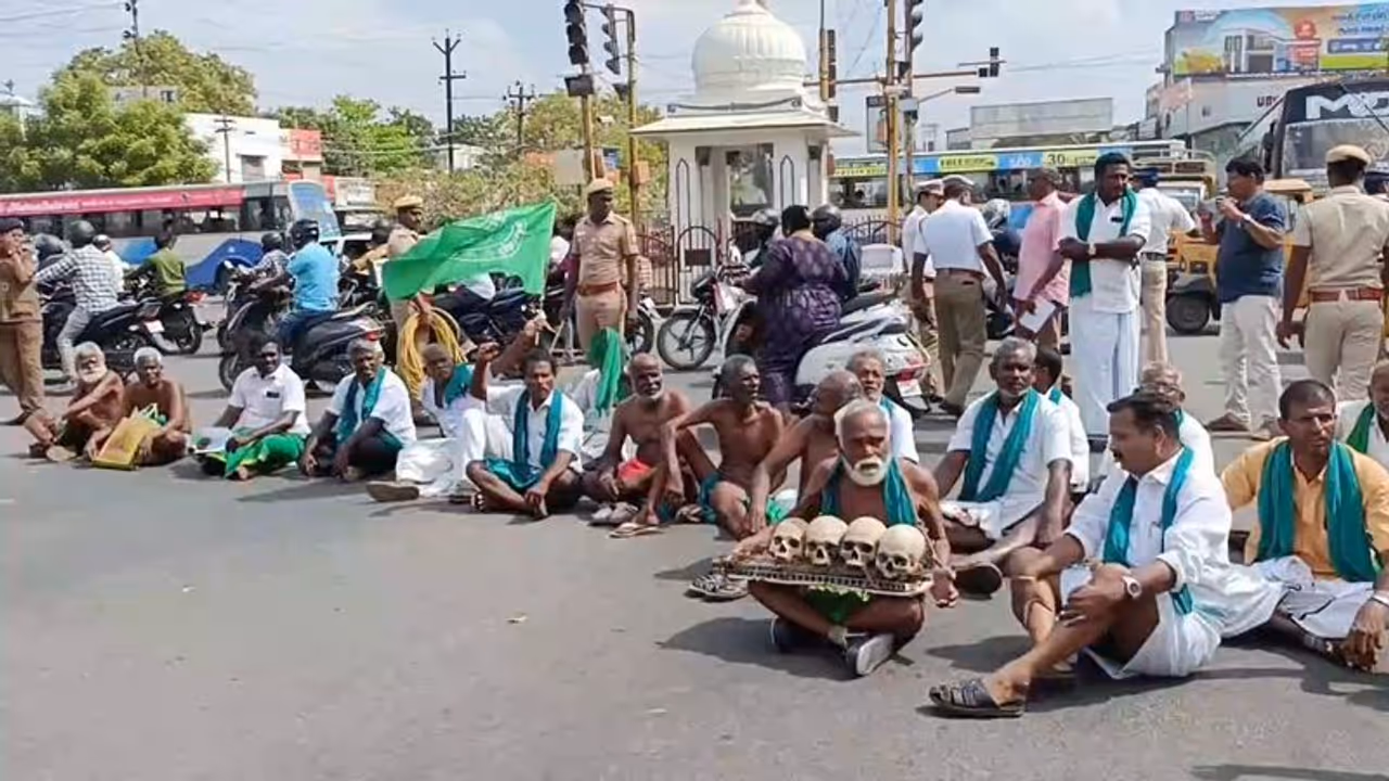 Farmers' protest 2.0: Mobile internet services restored in Haryana's 7 districts