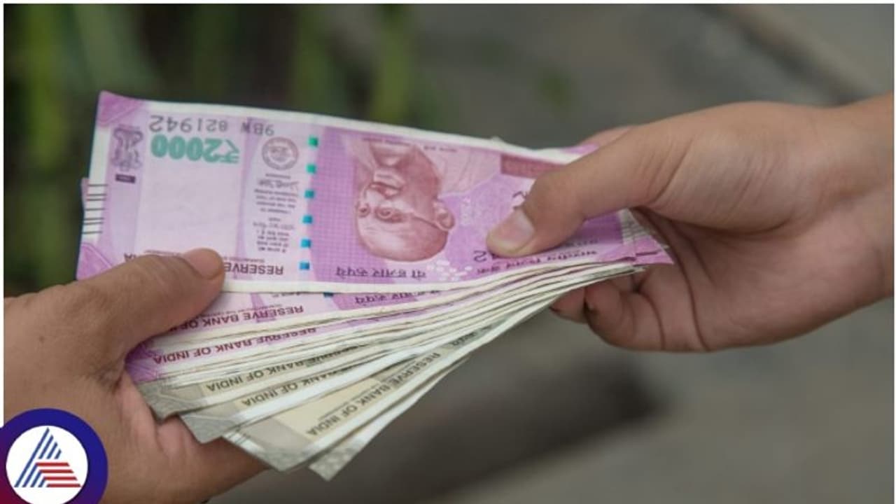 ಸಾಲವನ್ನು ವಾಪಸ್ ಕೊಡ್ತಿಲ್ಲವೆಂದು ಡೆತ್‌ನೋಟ್ ಬರೆದಿಟ್ಟು ವಿಷ ಕುಡಿದ ನಂಜುಂಡಸ್ವಾಮಿ