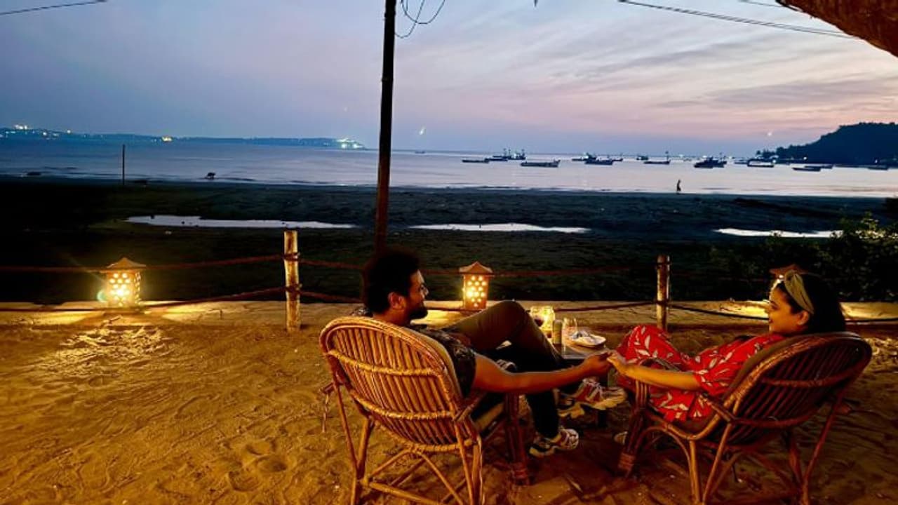 భార్య మౌనికా రెడ్డితో ఏకంతంగా మంచు మనోజ్ ప్రేమికుల రోజు సెలబ్రేషన్.. బీచ్ లుక్ అదిరింది భార్య మౌనికా రెడ్డితో ఏకంతంగా మంచు మనోజ్ ప్రేమికుల రోజు సెలబ్రేషన్.. బీచ్ లుక్ అదిరింది