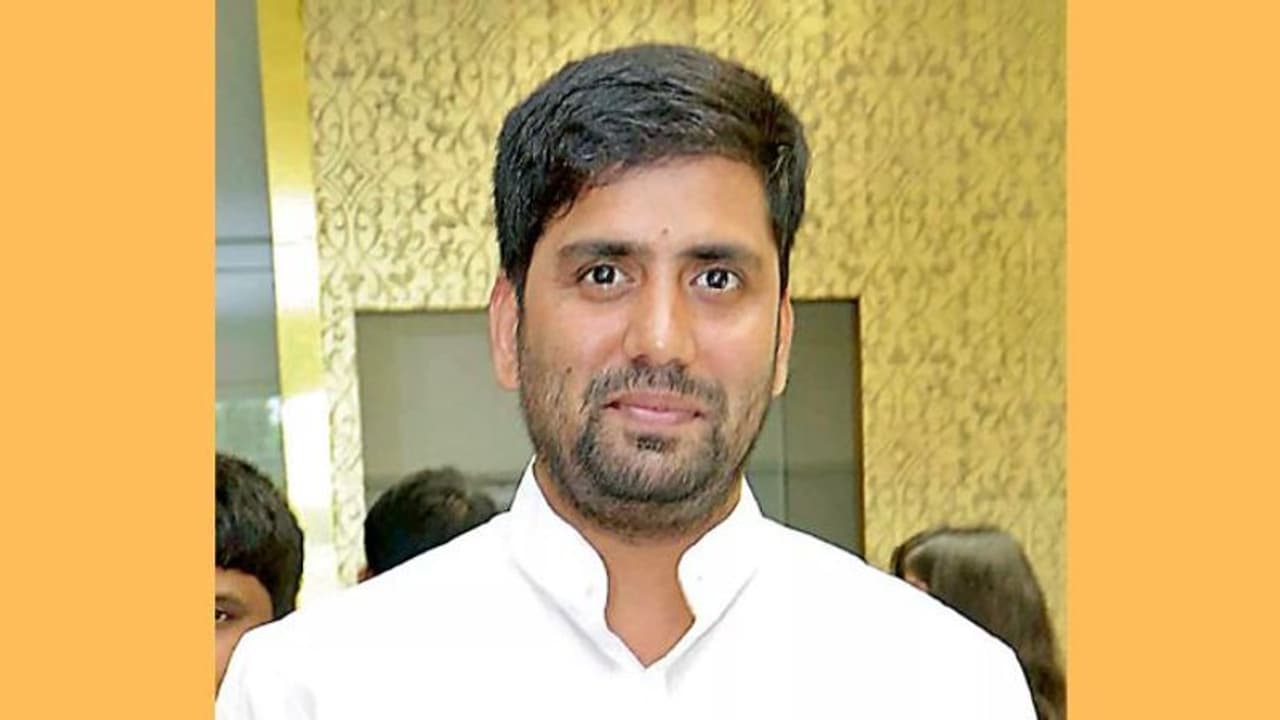 Telangana: కాంగ్రెస్ హైకమాండ్ సంచలన నిర్ణయం..పెద్దల సభకు వెళ్తున్నఅనిల్ కుమార్ యాదవ్ ఎవరు ? Telangana: కాంగ్రెస్ హైకమాండ్ సంచలన నిర్ణయం..పెద్దల సభకు వెళ్తున్నఅనిల్ కుమార్ యాదవ్ ఎవరు ?