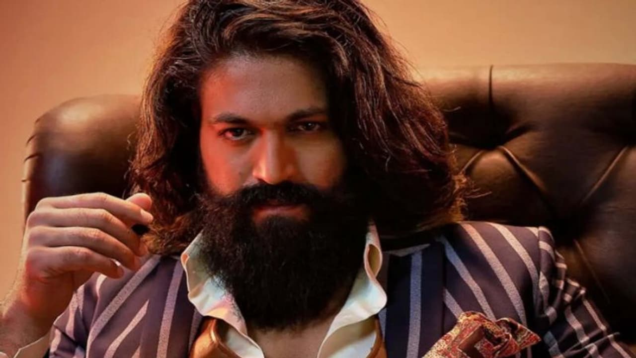 നിലവില് ആ വമ്പൻ സിനിമയിലേക്കില്ല, വാര്ത്ത തള്ളിക്കളഞ്ഞ് യാഷ് നിലവില് ആ വമ്പൻ സിനിമയിലേക്കില്ല, വാര്ത്ത തള്ളിക്കളഞ്ഞ് യാഷ്