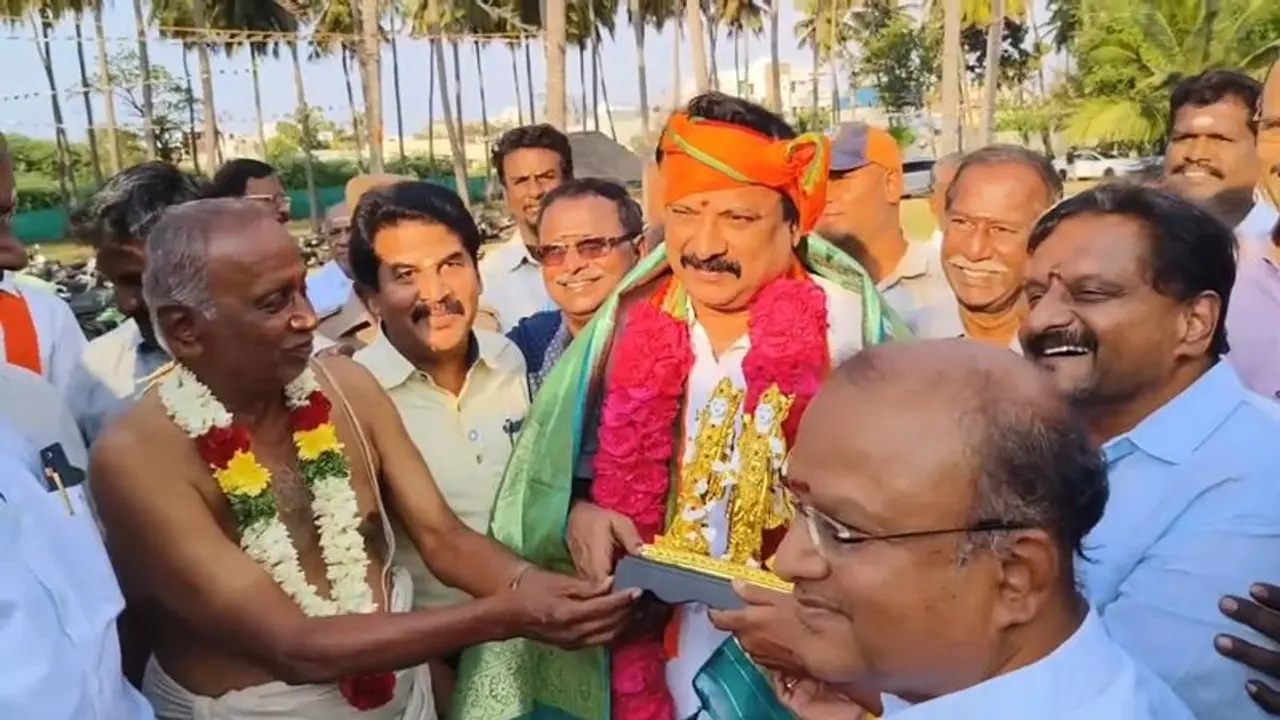 இந்துக்களின் விரோதியான திமுக மட்டுமே எங்கள் அரசியல் எதிரி பாஜக பொதுச்செயலாளர் அதிரடி பேச்சு இந்துக்களின் விரோதியான திமுக மட்டுமே எங்கள் அரசியல் எதிரி பாஜக பொதுச்செயலாளர் அதிரடி பேச்சு