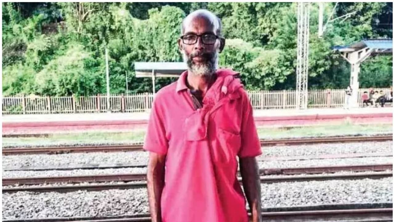 'ദൈവത്തിന്റെ കരങ്ങൾ'; ഇറങ്ങല്ലേയെന്ന് പറഞ്ഞു, കേട്ടില്ല, ചാടിയിറങ്ങിയ വീട്ടമ്മയുടെ രക്ഷകനായി പോർട്ടർ ബഷീർ