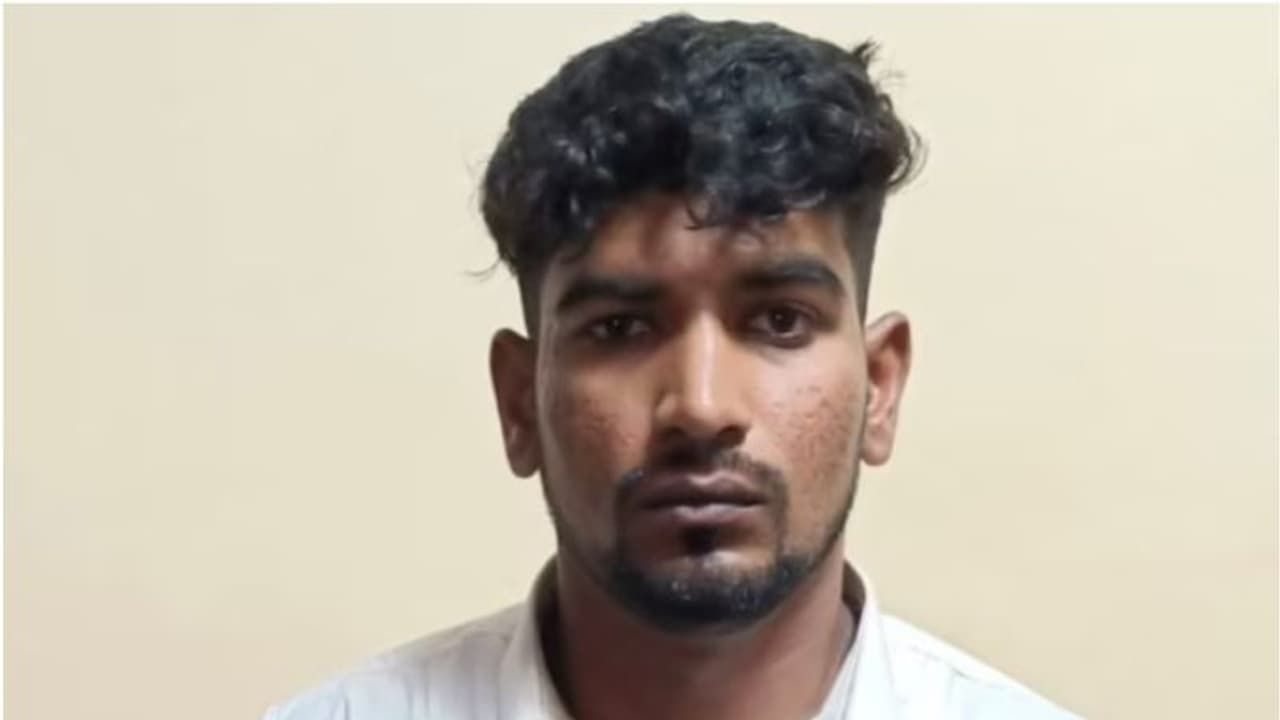 നടുറോഡില്‍ ട്രാഫിക്ക് പൊലീസുകാരന്റെ കൈയില്‍ കടി; യുവാവ് പിടിയില്‍