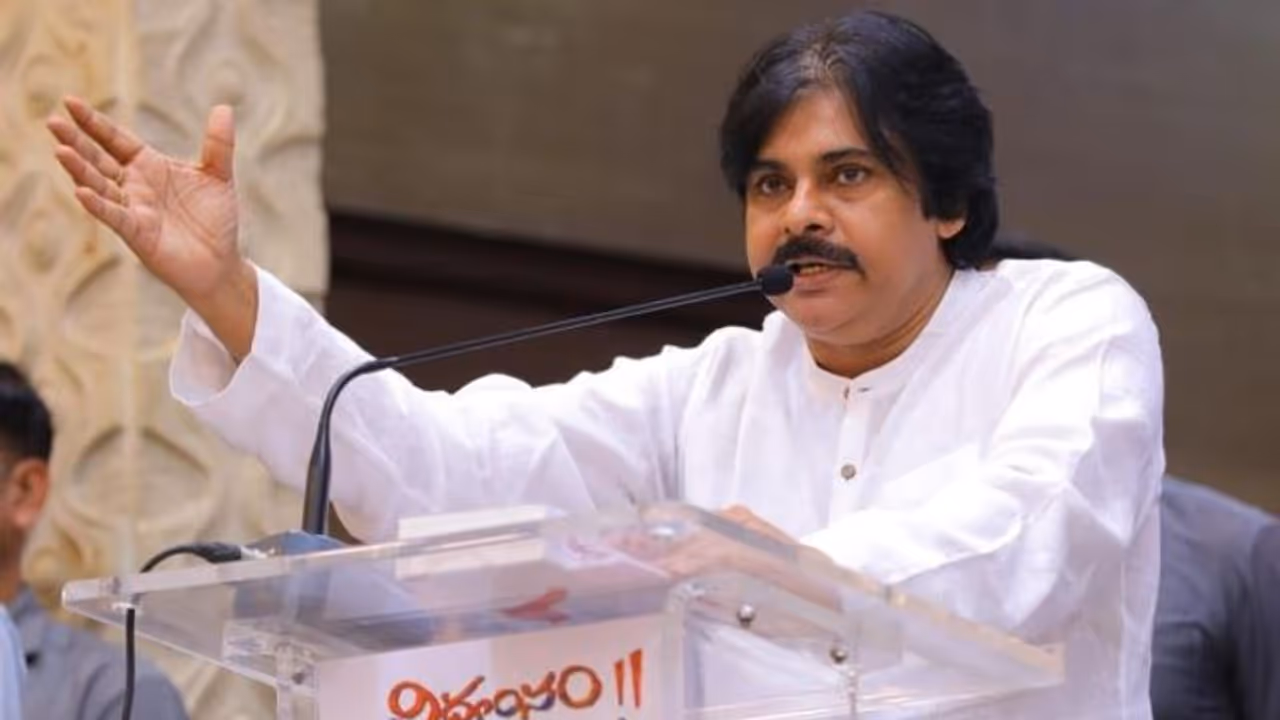 కూల్చివేతలతో పాలన ప్రారంభించారు... కూలడంతోనే ఎండింగ్... : పవన్ కల్యాణ్