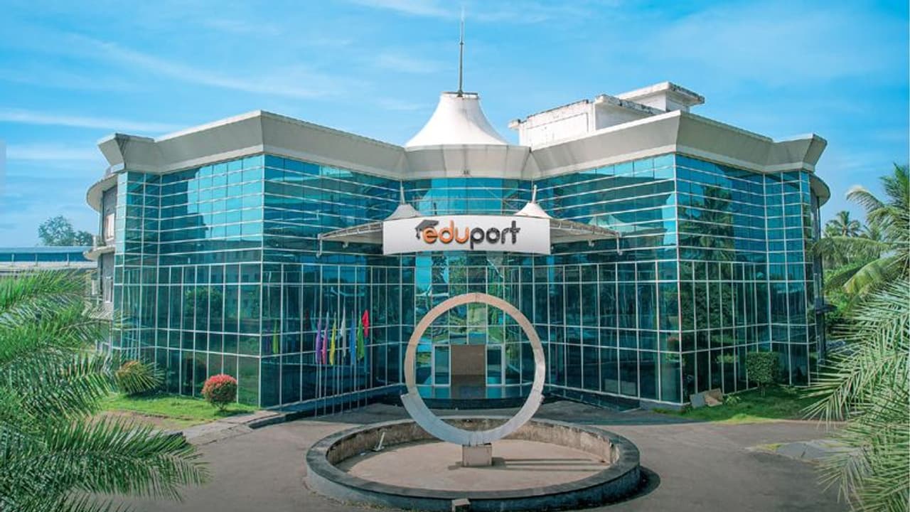 നീറ്റ് പരീക്ഷയുടെ വിശ്വാസ്യത തിരിച്ചു പിടിക്കണം; പരാതി നല്കാന് അവസരം ഒരുക്കി എഡ്യൂപോര്ട്ട് നീറ്റ് പരീക്ഷയുടെ വിശ്വാസ്യത തിരിച്ചു പിടിക്കണം; പരാതി നല്കാന് അവസരം ഒരുക്കി എഡ്യൂപോര്ട്ട്