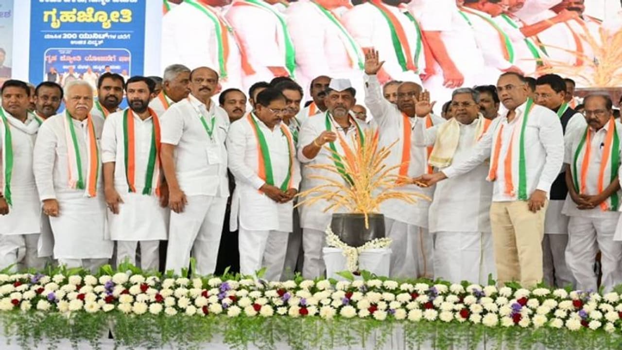 ಮಂಗಳೂರು: ಬಿಜೆಪಿ ಭದ್ರಕೋಟೆ ಕರಾವಳಿ ನೆಲದಲ್ಲಿ ಕಾಂಗ್ರೆಸ್‌ ಬೃಹತ್‌ ಶಕ್ತಿ ಪ್ರದರ್ಶನ