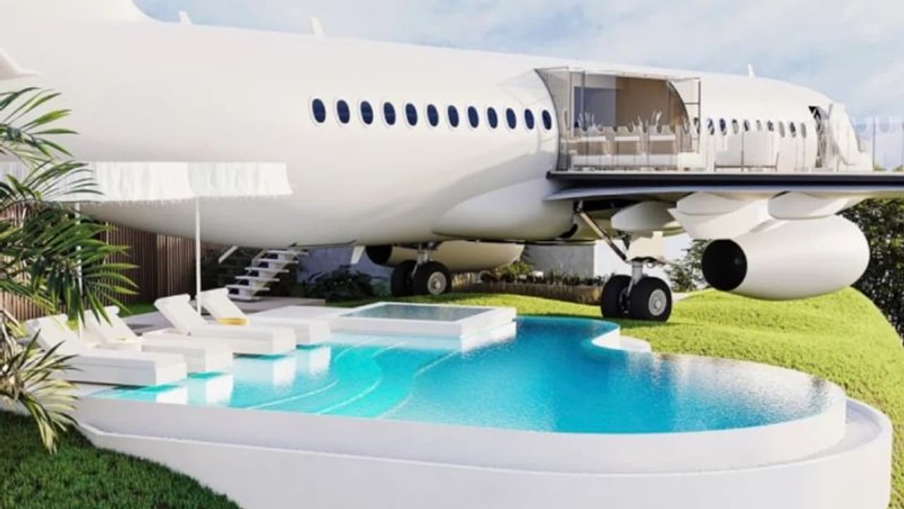 'ഇതൊക്കെയല്ലേ കാണേണ്ട ഹോം ടൂര്'; രസകരമായ വീടിന്റെ വീഡിയോ... 'ഇതൊക്കെയല്ലേ കാണേണ്ട ഹോം ടൂര്'; രസകരമായ വീടിന്റെ വീഡിയോ...