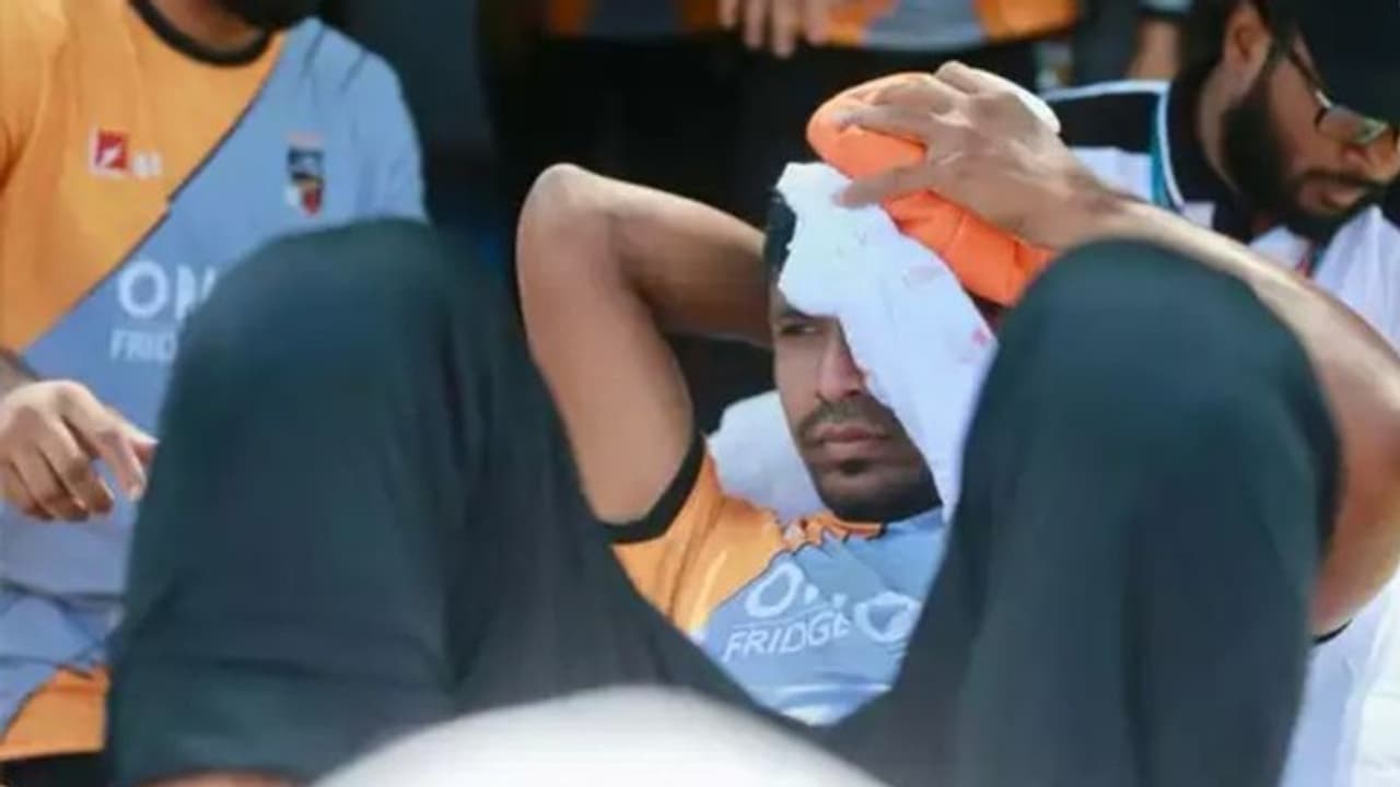 Bangladesh bowler Mustafizur Rahman hospitalised after head injury in training (WATCH)