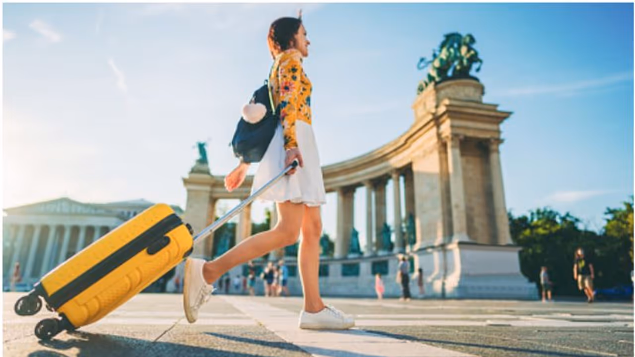 നിങ്ങക്ക് വേണ്ടെങ്കിൽ, ഞങ്ങൾക്കും വേണ്ട! യുകെ സ്വപ്നം ഉപേക്ഷിക്കുന്നോ ഇന്ത്യക്കാര്?, ട്രെൻഡിൽ വൻ മാറ്റം നിങ്ങക്ക് വേണ്ടെങ്കിൽ, ഞങ്ങൾക്കും വേണ്ട! യുകെ സ്വപ്നം ഉപേക്ഷിക്കുന്നോ ഇന്ത്യക്കാര്?, ട്രെൻഡിൽ വൻ മാറ്റം