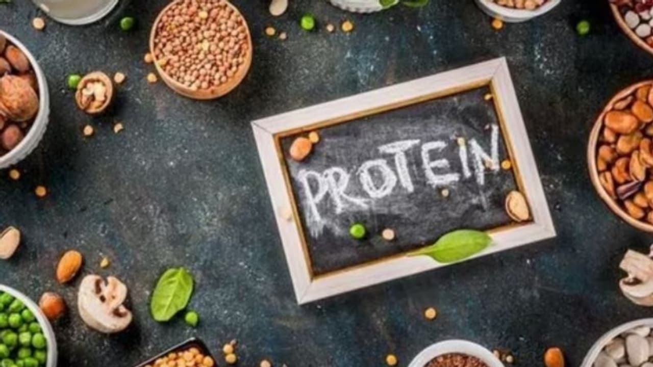 പ്രോട്ടീൻ അടങ്ങിയ ഈ ഭക്ഷണങ്ങൾ ഡയറ്റിൽ ഉൾപ്പെടുത്തൂ, കാരണം പ്രോട്ടീൻ അടങ്ങിയ ഈ ഭക്ഷണങ്ങൾ ഡയറ്റിൽ ഉൾപ്പെടുത്തൂ, കാരണം