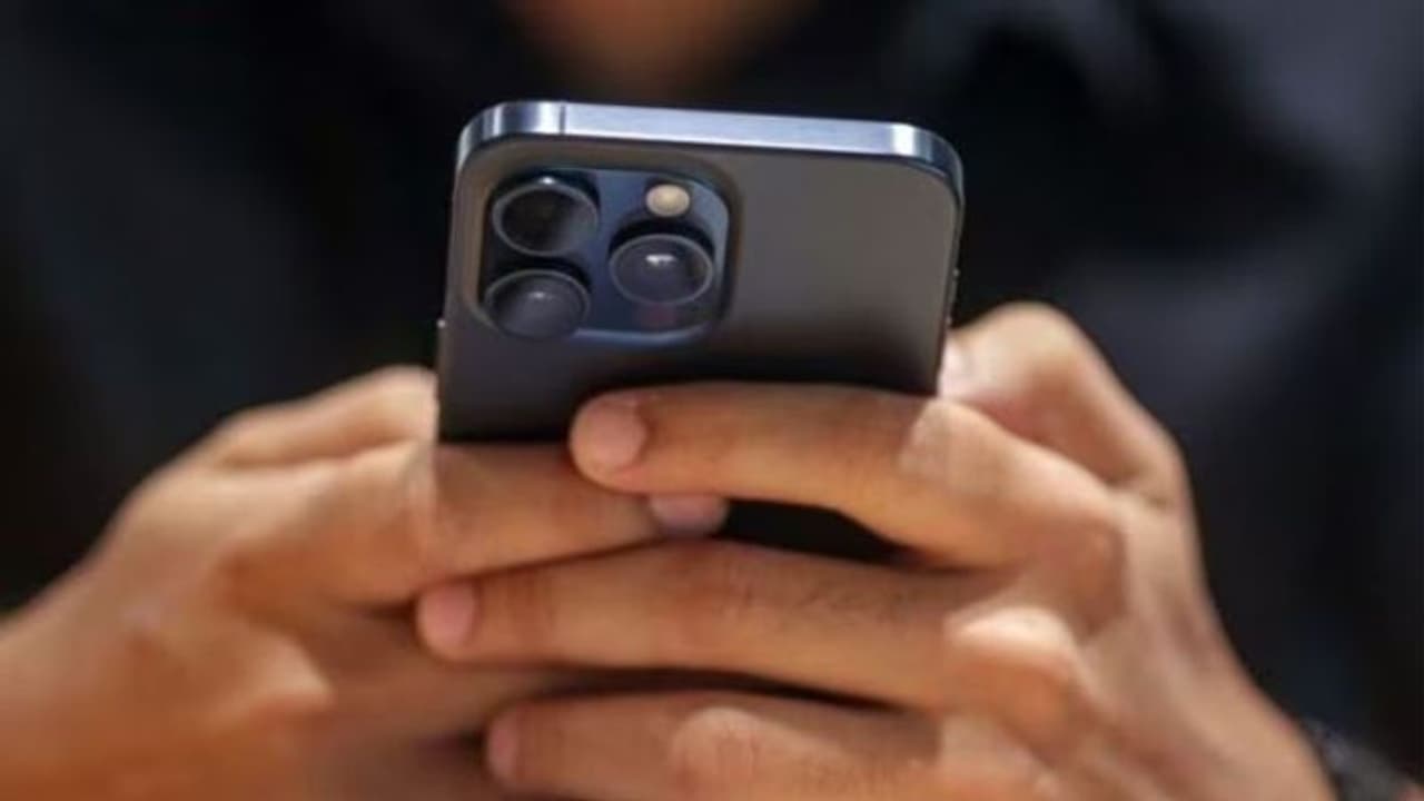 ഐ ഫോൺ യൂസറാണോ, ഇനി ആ 'തലവേദന'യില്ല, ഡാറ്റ എളുപ്പത്തിൽ മാറ്റാം; പുതിയ അപ്ഡേറ്റ്, എളുപ്പവഴിയുണ്ട് !