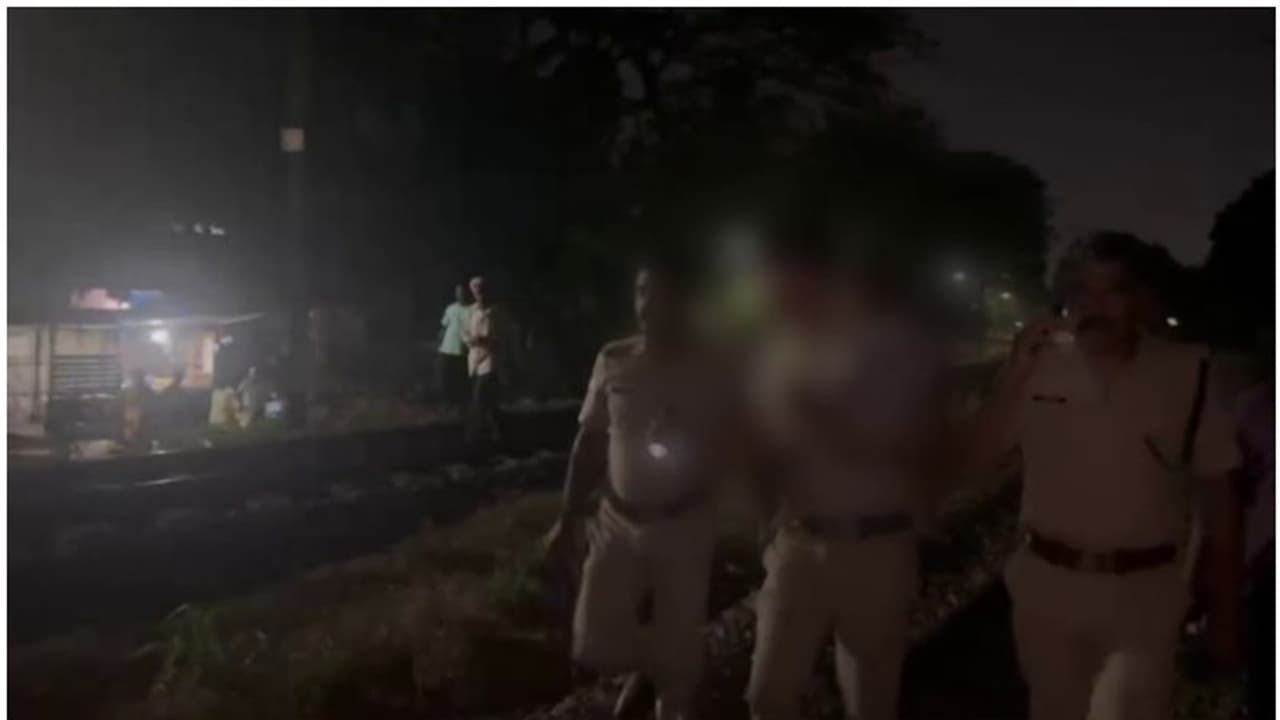 കുട്ടിയുടെ തിരോധാനം; രേഖാചിത്രം തയ്യാറാക്കി പൊലീസ്, ചിത്രം പുറത്തു വിടില്ല കുട്ടിയുടെ തിരോധാനം; രേഖാചിത്രം തയ്യാറാക്കി പൊലീസ്, ചിത്രം പുറത്തു വിടില്ല