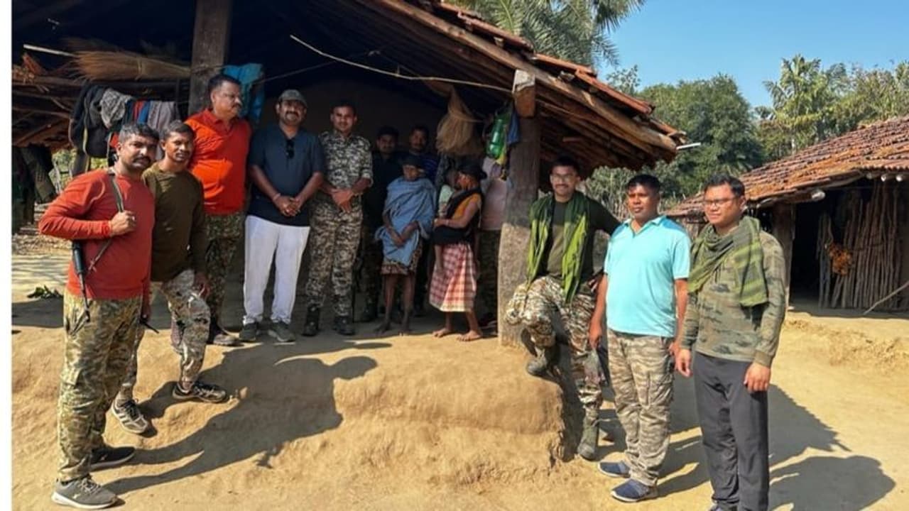 When Four Security Officials Paid a Visit to Formidable Naxalite Hidma 