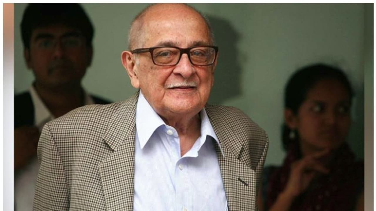 മുതിർന്ന സുപ്രീം കോടതി അഭിഭാഷകൻ ഫാലി എസ്. നരിമാൻ ഹൃദയാഘാതത്തെ തുടർന്ന് അന്തരിച്ചു