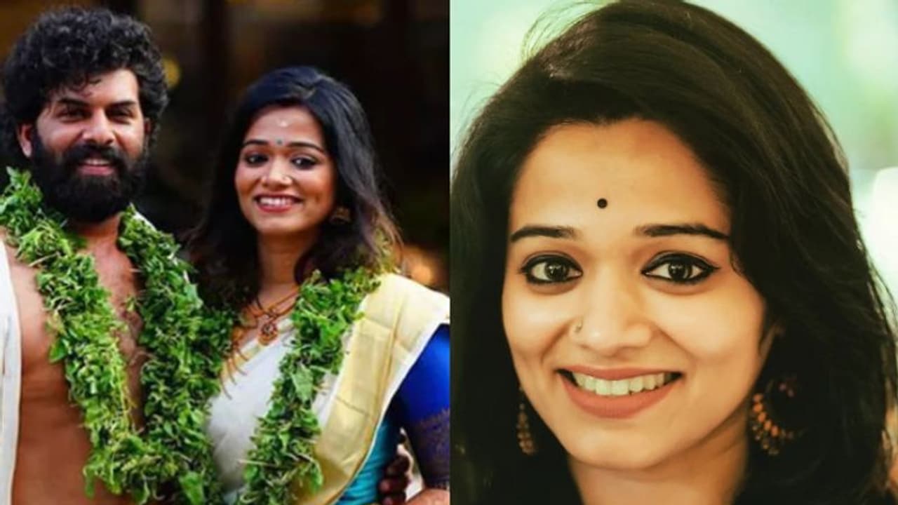'വേദികളില്‍ സണ്ണി വെയ്‍നിനൊപ്പം വരാത്തത് എന്തേ?, രഞ്‍ജിനി കുഞ്ചുവിന്റെ മറുപടിക്ക് കയ്യടിച്ച് സോഷ്യല്‍ മീഡിയ