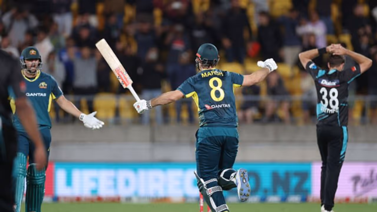 മിച്ചല്‍ മാര്‍ഷ് ടിം ഡേവിഡ് സൂപ്പര്‍ ഫിനിഷിംഗ്; ആദ്യ ട്വന്‍റി 20യില്‍ ന്യൂസിലന്‍ഡിനെ മലര്‍ത്തിയടിച്ച് ഓസീസ്