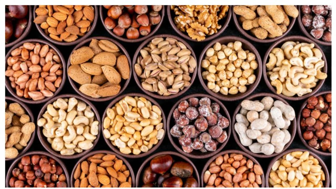 ഡ്രൈ ഫ്രൂട്ട് വാങ്ങാൻ ആ​ഗ്രഹിച്ച് ഓൺലൈനിൽ തപ്പി; യുവതിക്ക് നഷ്ടപ്പെട്ടത് അരലക്ഷത്തിനടുത്ത് രൂപ