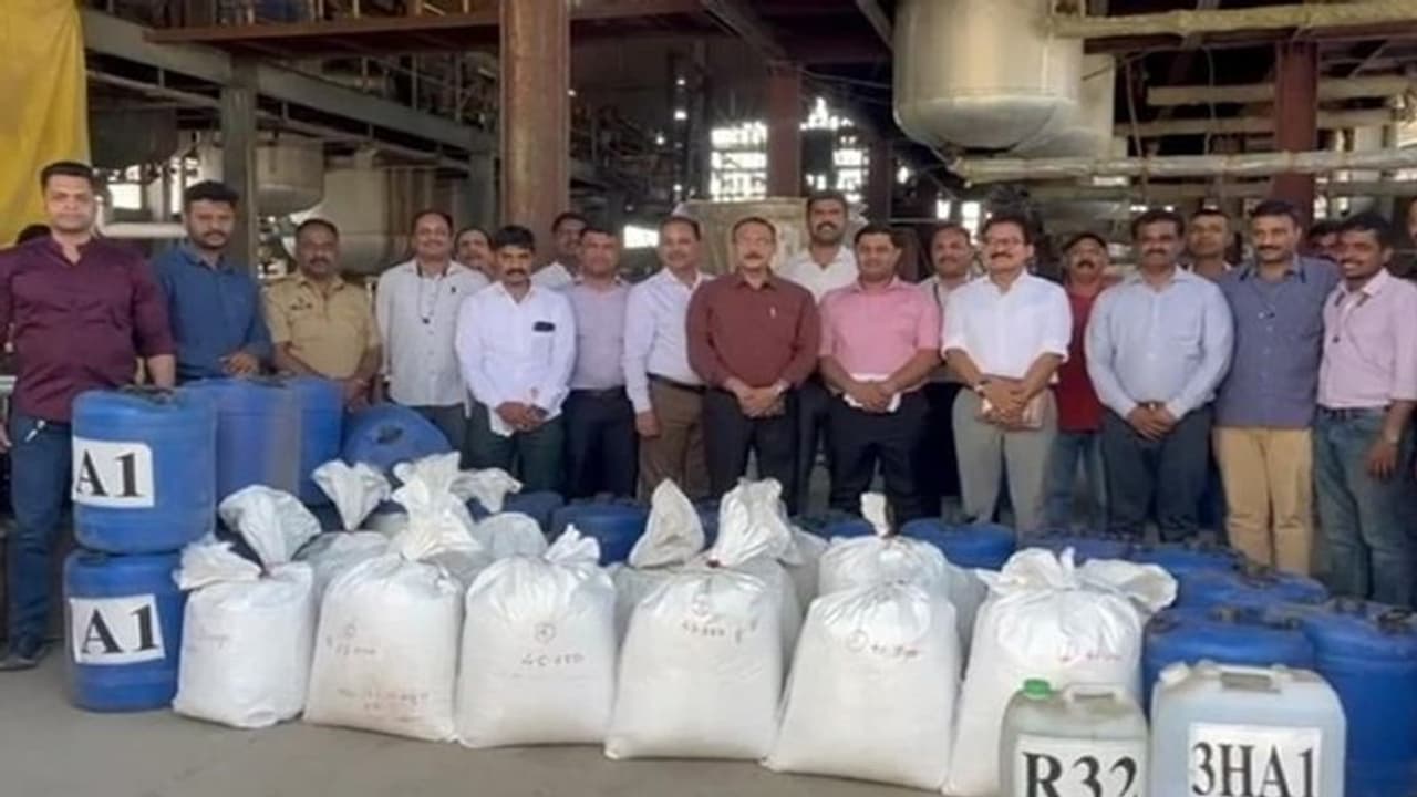 ரூ.2500 கோடி மதிப்பிலான 'மியாவ் மியாவ்' போதைப்பொருள் பறிமுதல்!