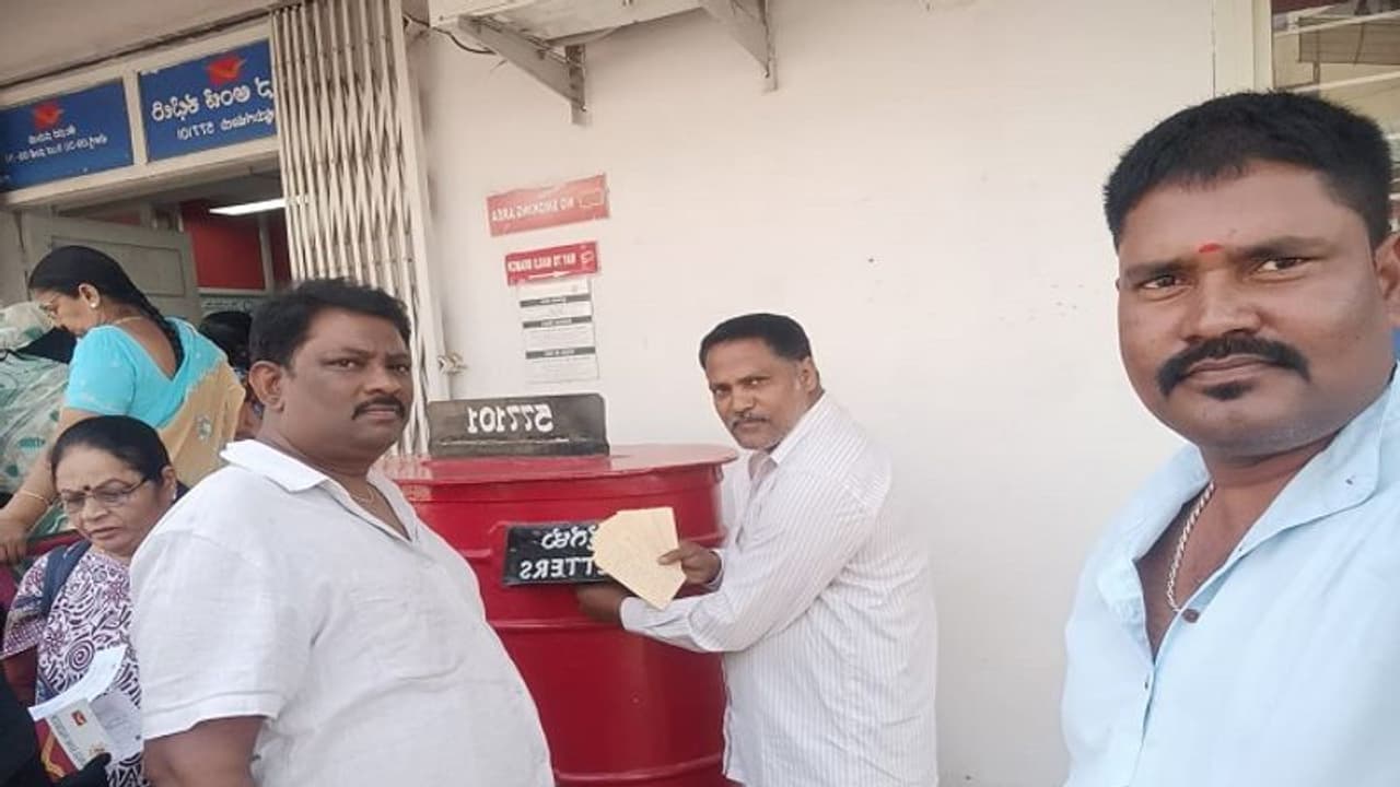 ಚಿಕ್ಕಮಗಳೂರು: ಸಚಿವೆ ಕರಂದ್ಲಾಜೆಗೆ ಸ್ವಕ್ಷೇತ್ರದಲ್ಲೇ ವಿರೋಧ, ಬಿಜೆಪಿ ಕಾರ್ಯಕರ್ತರಿಂದ ಶೋಭಾ ವಿರುದ್ಧ ಪತ್ರ ಅಭಿಯಾನ