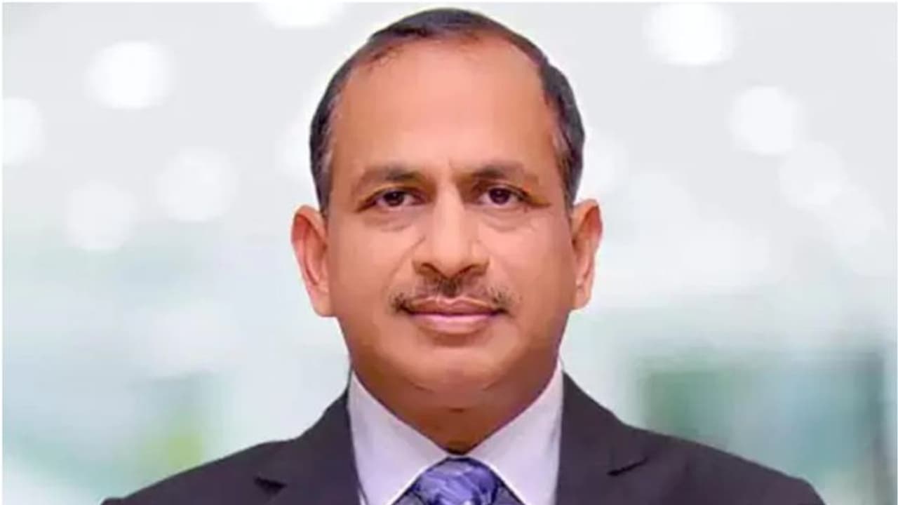 അവസാനം വാങ്ങിയ ശമ്പളത്തേക്കാള്‍ 119 ഇരട്ടി, അതും കുറഞ്ഞ സമയത്തിനുള്ളില്‍; ഐഎഎസുകാരനെതിരെ ഇഡിയും സിബിഐയും