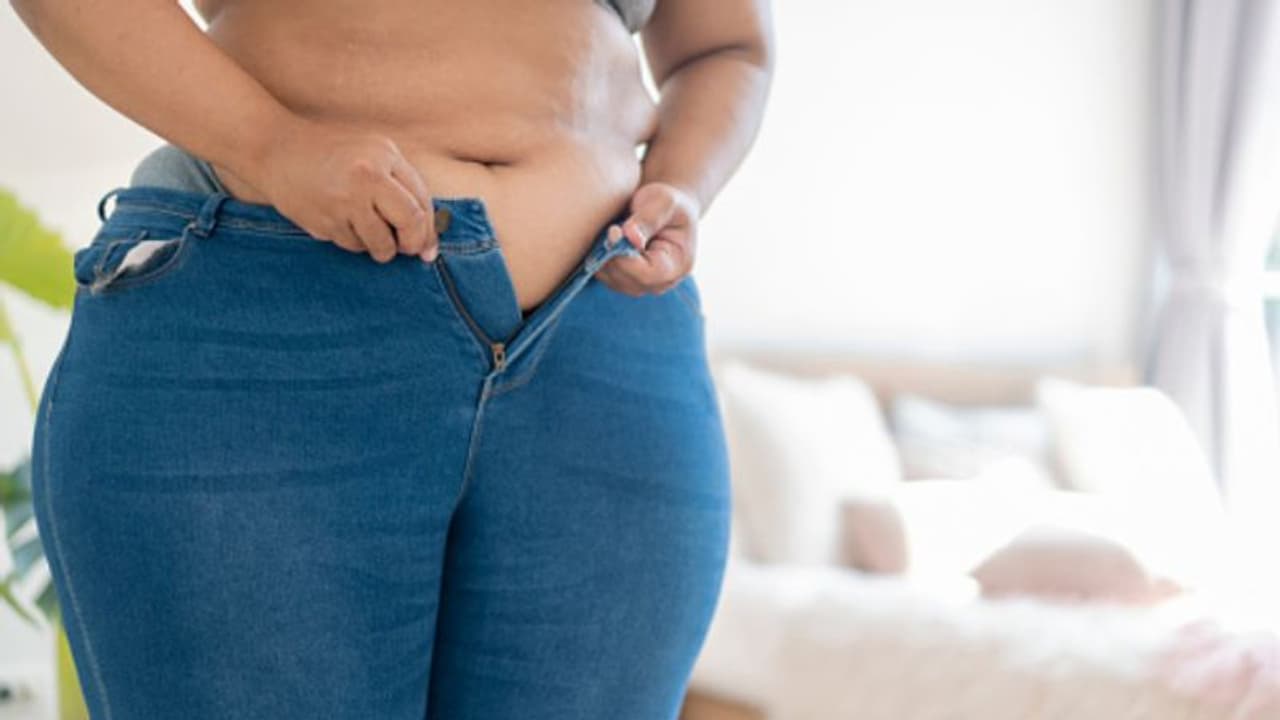 അടിവയറ്റിലെ കൊഴുപ്പും അമിത വണ്ണവും പെട്ടെന്ന് കുറയ്ക്കാന് ഡയറ്റില് ഇവ ഉള്പ്പെടുത്തൂ... അടിവയറ്റിലെ കൊഴുപ്പും അമിത വണ്ണവും പെട്ടെന്ന് കുറയ്ക്കാന് ഡയറ്റില് ഇവ ഉള്പ്പെടുത്തൂ...