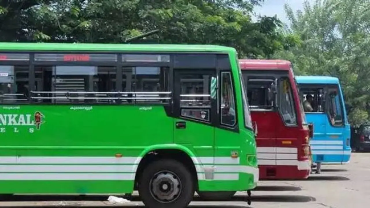 ಯುಗಾದಿಗೆ ಖಾಸಗಿ ಬಸ್ ದರ ಶಾಕ್: ಟಿಕೆಟ್ ದರ ಮೂರು ಪಟ್ಟು ಹೆಚ್ಚಳ ಯುಗಾದಿಗೆ ಖಾಸಗಿ ಬಸ್ ದರ ಶಾಕ್: ಟಿಕೆಟ್ ದರ ಮೂರು ಪಟ್ಟು ಹೆಚ್ಚಳ