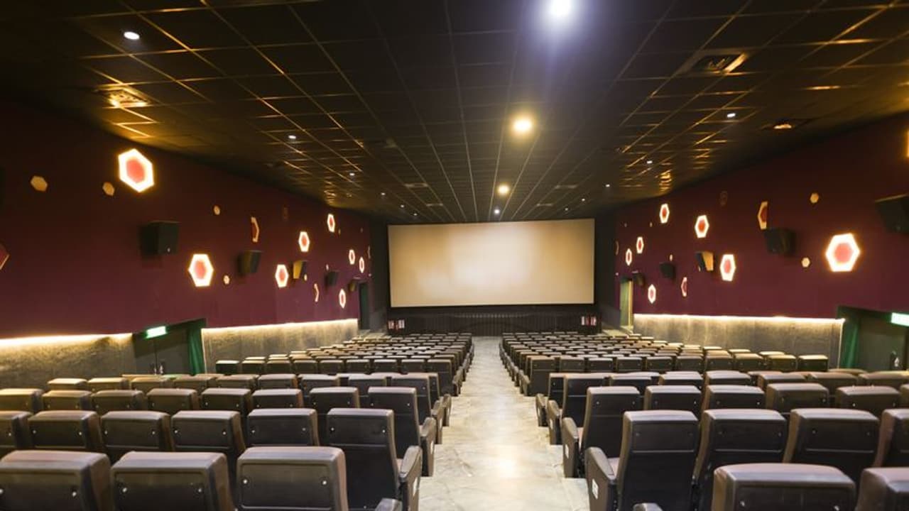 தேர்தல் திருவிழாவால் புதிய படங்கள் திரைக்கு வராதா? சினிமா ரசிகர்களுக்கு ஷாக் நியூஸ்.. தேர்தல் திருவிழாவால் புதிய படங்கள் திரைக்கு வராதா? சினிமா ரசிகர்களுக்கு ஷாக் நியூஸ்..