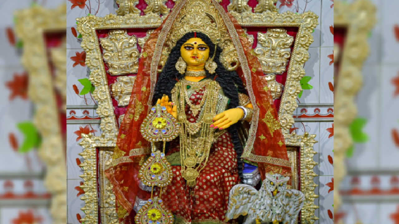 Kojagari Lakshmi Puja 2025