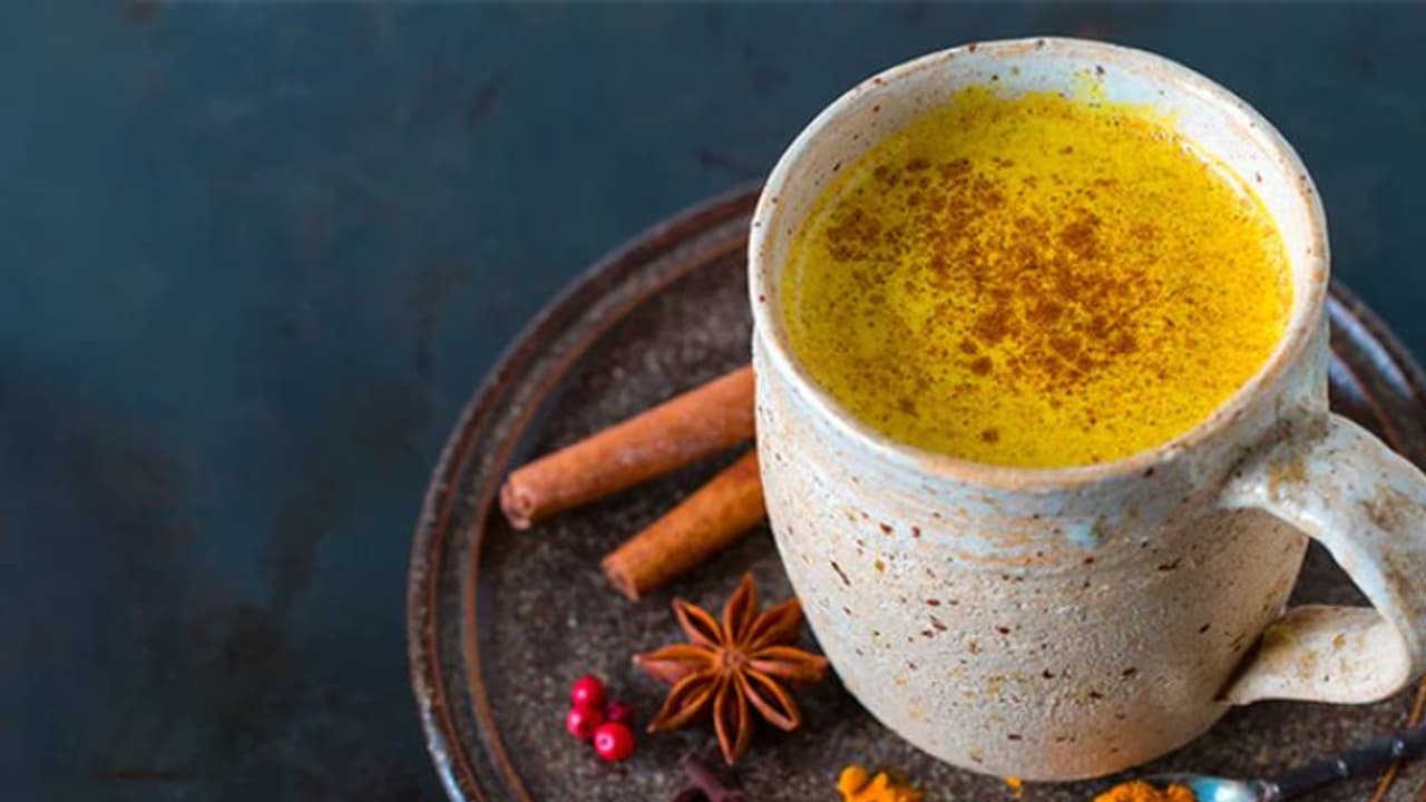 Health Tips: രോഗപ്രതിരോധശേഷി കൂട്ടാന് രാവിലെ കുടിക്കാം ഈ പാനീയങ്ങള്... Health Tips: രോഗപ്രതിരോധശേഷി കൂട്ടാന് രാവിലെ കുടിക്കാം ഈ പാനീയങ്ങള്...