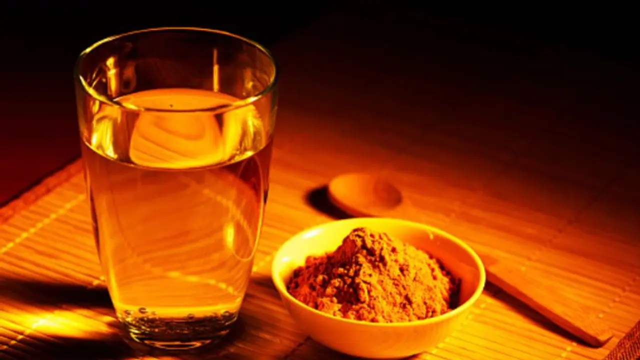 മഞ്ഞള് ചേര്ത്ത വെള്ളം ഡയറ്റില് ഉള്പ്പെടുത്തൂ, ഈ ആരോഗ്യ പ്രശ്നങ്ങളെ തടയാം... മഞ്ഞള് ചേര്ത്ത വെള്ളം ഡയറ്റില് ഉള്പ്പെടുത്തൂ, ഈ ആരോഗ്യ പ്രശ്നങ്ങളെ തടയാം...