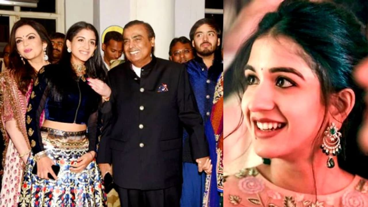 സമ്മാനങ്ങൾ നൽകി ഭാവി മരുമകളെ സന്തോഷിപ്പിച്ച് മുകേഷ് അംബാനിയും നിത അംബാനിയും; വില അമ്പരപ്പിക്കും സമ്മാനങ്ങൾ നൽകി ഭാവി മരുമകളെ സന്തോഷിപ്പിച്ച് മുകേഷ് അംബാനിയും നിത അംബാനിയും; വില അമ്പരപ്പിക്കും