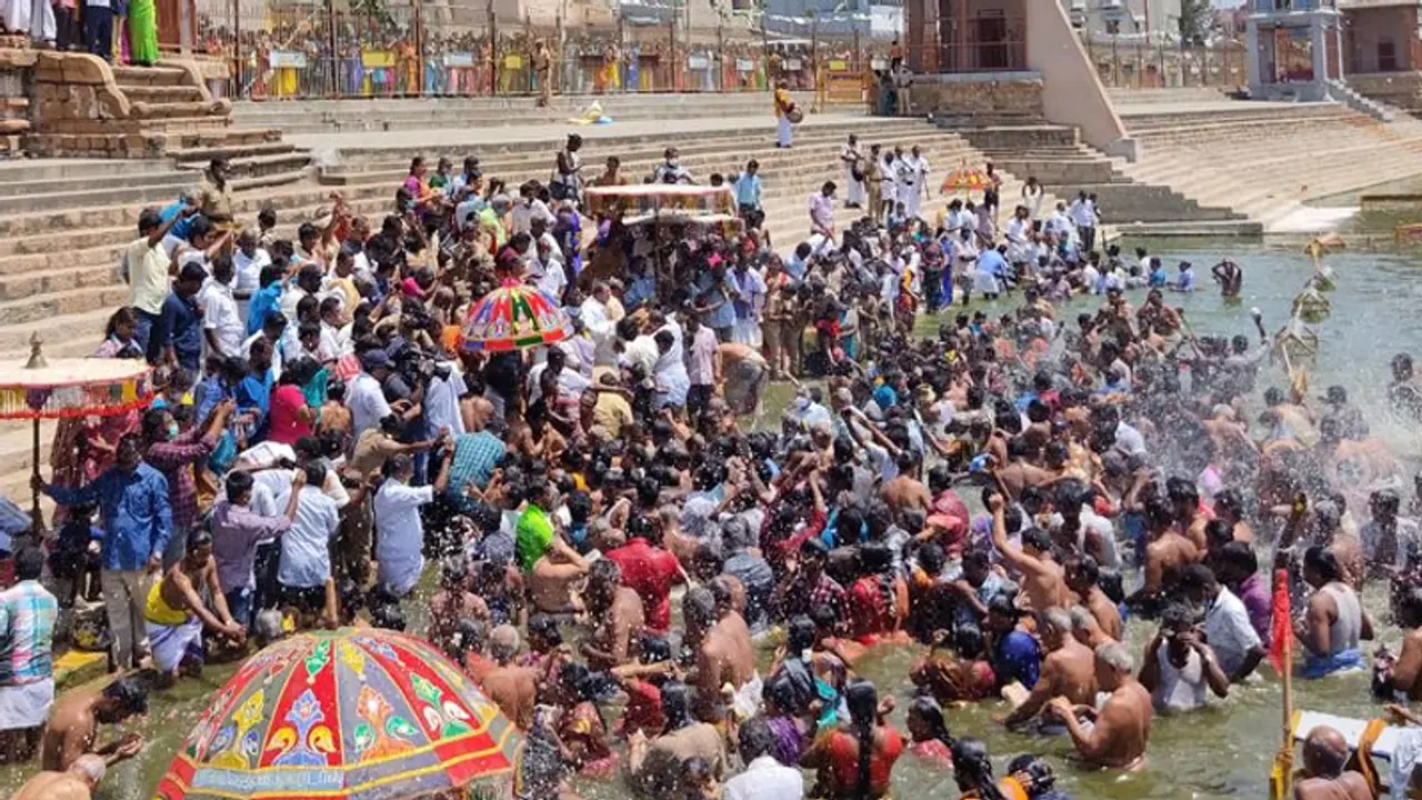 இன்று மாசி மகம் 2024 : இதன் சிறப்புகள் தெரிஞ்சா விடமாட்டீங்க..! இன்று மாசி மகம் 2024 : இதன் சிறப்புகள் தெரிஞ்சா விடமாட்டீங்க..!