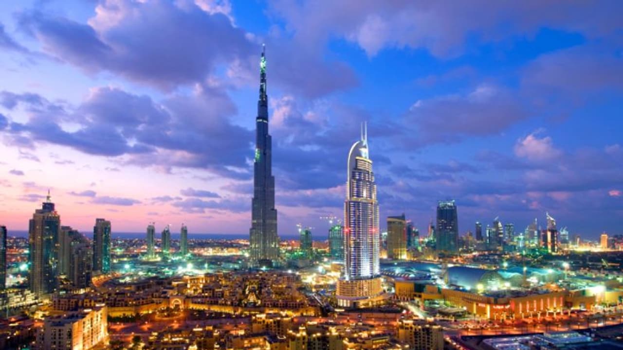 ಭಾರತೀಯ ಪ್ರವಾಸಿಗರಿಗೆ 5 ವರ್ಷ ಅವಧಿಯ ವೀಸಾ ಸೌಲಭ್ಯ ಕಲ್ಪಿಸಿದ ದುಬೈ;ವರ್ಷದಲ್ಲಿ180 ದಿನ ನೆಲೆಸಲು ಅವಕಾಶ ಭಾರತೀಯ ಪ್ರವಾಸಿಗರಿಗೆ 5 ವರ್ಷ ಅವಧಿಯ ವೀಸಾ ಸೌಲಭ್ಯ ಕಲ್ಪಿಸಿದ ದುಬೈ;ವರ್ಷದಲ್ಲಿ180 ದಿನ ನೆಲೆಸಲು ಅವಕಾಶ