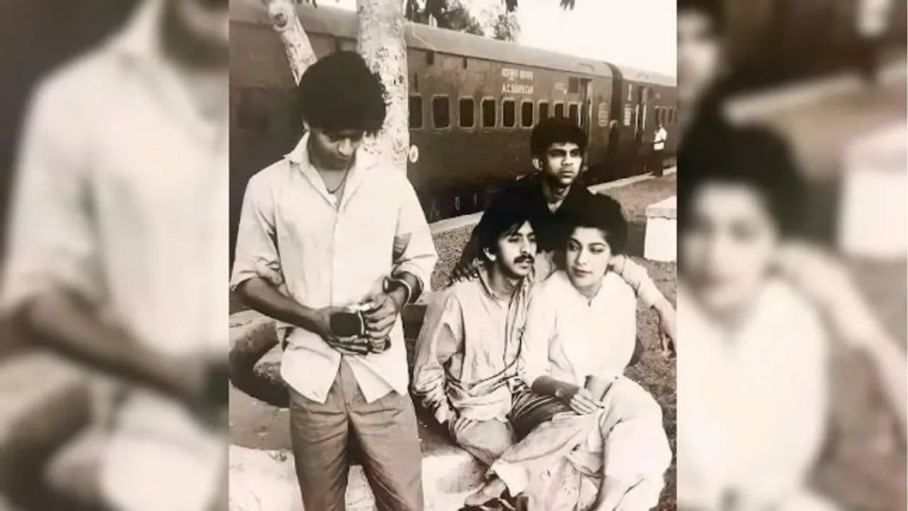 ട്രെയിന് കാത്തിരിക്കുന്ന ഷാരൂഖ്; പഴയ ചിത്രം വൈറലാകാന് കാരണം 'ആ താരത്തിന്റെ മരണം'.! ട്രെയിന് കാത്തിരിക്കുന്ന ഷാരൂഖ്; പഴയ ചിത്രം വൈറലാകാന് കാരണം 'ആ താരത്തിന്റെ മരണം'.!