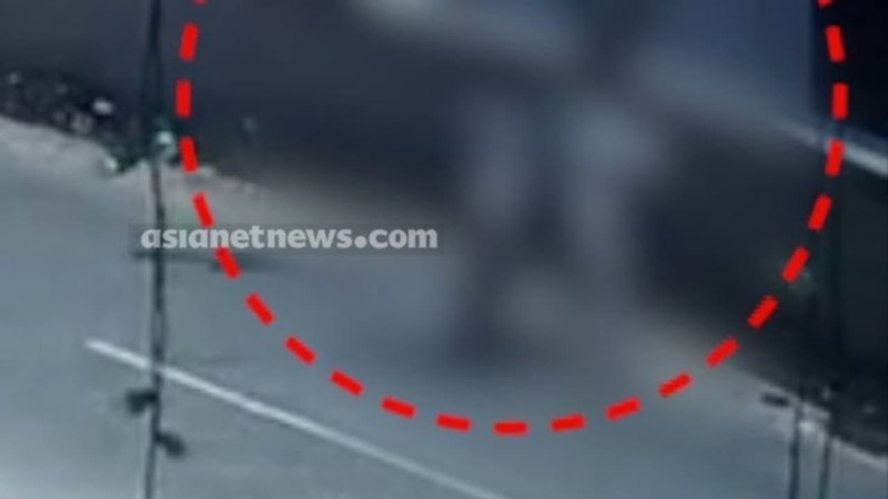 ആലപ്പുഴയിലും കണ്ടെത്താനായില്ല, തിരുവല്ലയിൽ കാണാതായ 9ാം ക്ലാസ് വിദ്യാര്ത്ഥിനിയ്ക്കായി തെരച്ചിൽ ഊര്ജിതം ആലപ്പുഴയിലും കണ്ടെത്താനായില്ല, തിരുവല്ലയിൽ കാണാതായ 9ാം ക്ലാസ് വിദ്യാര്ത്ഥിനിയ്ക്കായി തെരച്ചിൽ ഊര്ജിതം