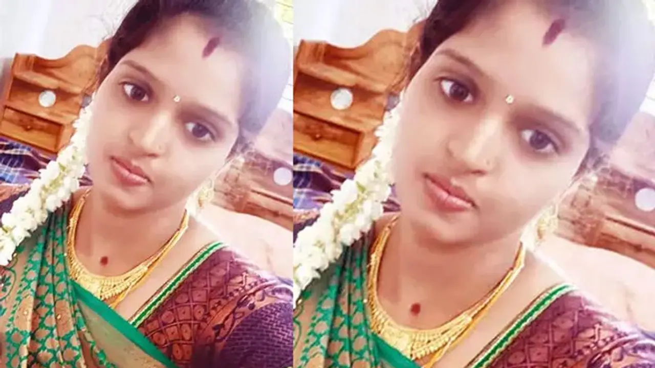 எவ்வளவு சொல்லியும் கேட்காமல் கல்யாணம் பண்ணிங்க! நான் சந்தோஷமாவே இல்லை! அப்பாவிடம் போறேன்! இளம்பெண் தற்கொலை! எவ்வளவு சொல்லியும் கேட்காமல் கல்யாணம் பண்ணிங்க! நான் சந்தோஷமாவே இல்லை! அப்பாவிடம் போறேன்! இளம்பெண் தற்கொலை!