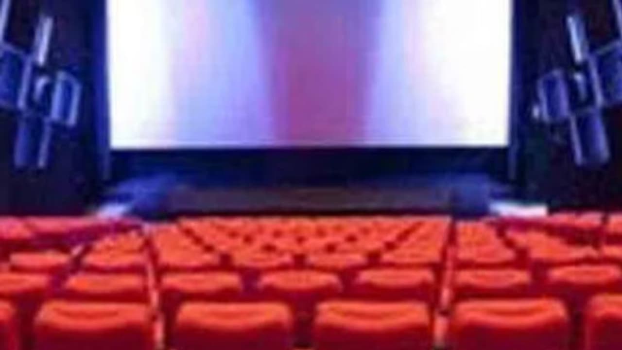 വമ്പൻമാരെ ഞെട്ടിച്ച 2024ലെ ചിത്രം, ടിക്കറ്റ് വിലയില് ഓഫര്, നേടാനായത് 300 കോടിയില് അധികം കളക്ഷൻ വമ്പൻമാരെ ഞെട്ടിച്ച 2024ലെ ചിത്രം, ടിക്കറ്റ് വിലയില് ഓഫര്, നേടാനായത് 300 കോടിയില് അധികം കളക്ഷൻ