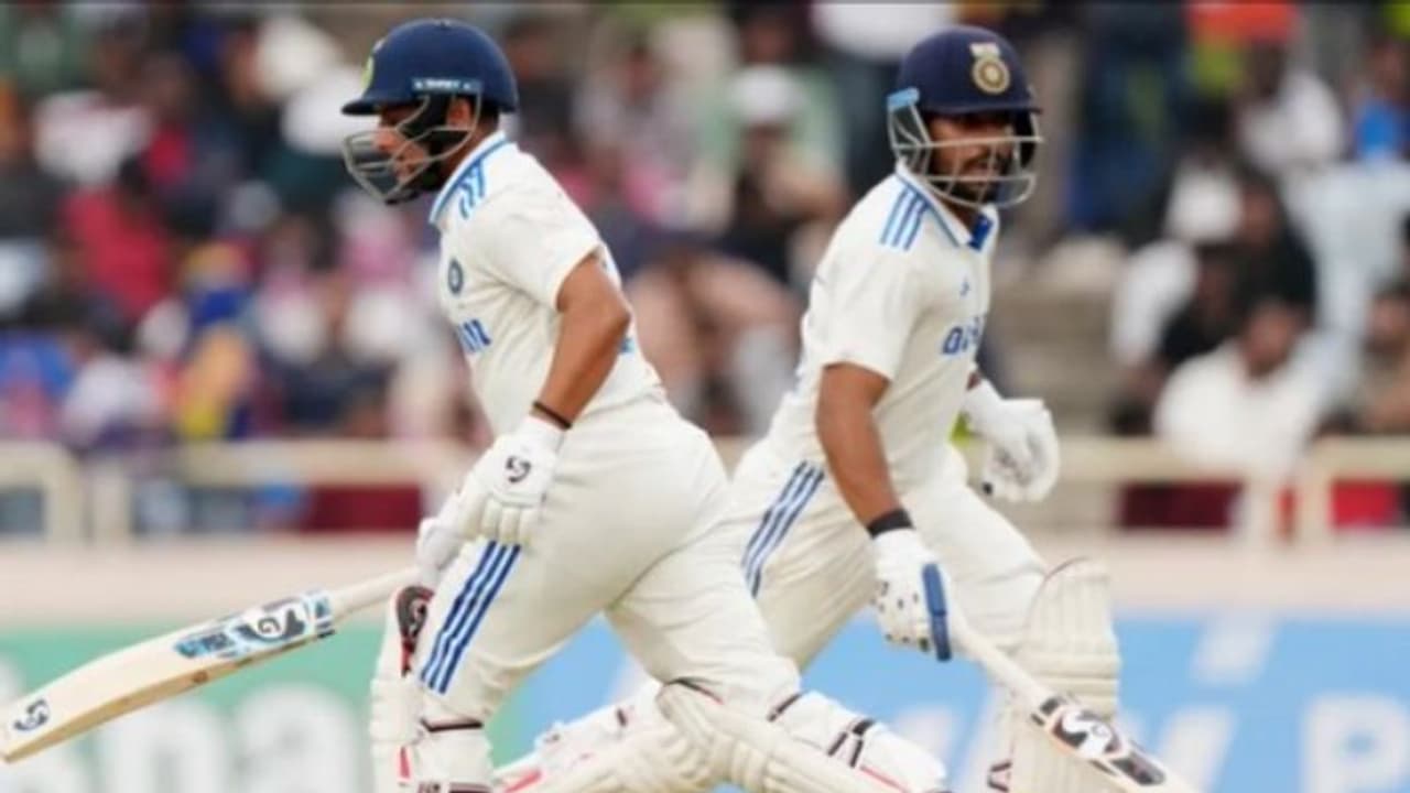 இங்கிலாந்தை போன்றே 7 விக்கெட்டில் முடித்த இந்தியா – 2ஆம் நாள் முடிவில் 219 ரன்கள் எடுத்து தடுமாற்றம்!