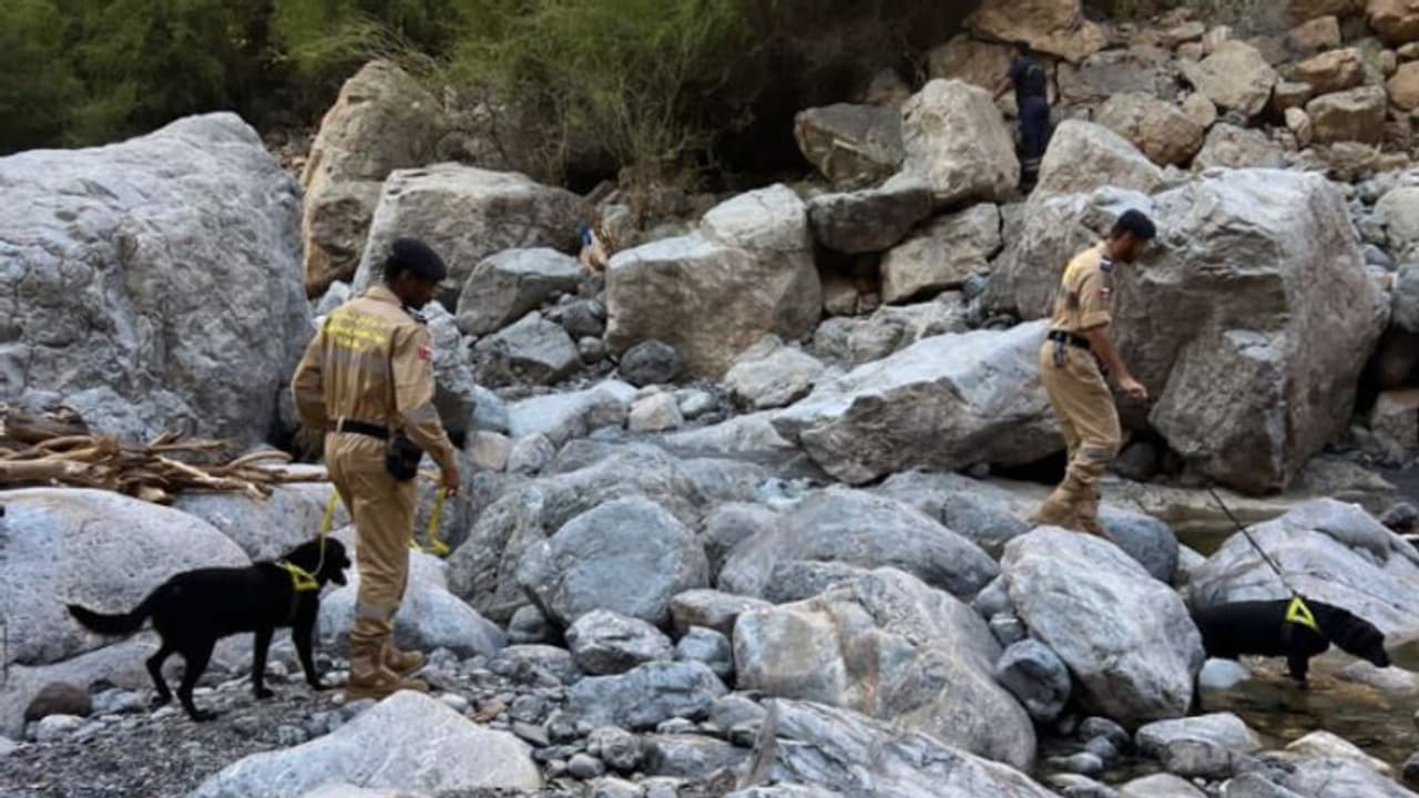 ഒമാനിൽ മഴയിലും വെള്ളപ്പാച്ചിലിലും കാണാതയാളുടെ മൃതദേഹം കണ്ടെത്തി ഒമാനിൽ മഴയിലും വെള്ളപ്പാച്ചിലിലും കാണാതയാളുടെ മൃതദേഹം കണ്ടെത്തി