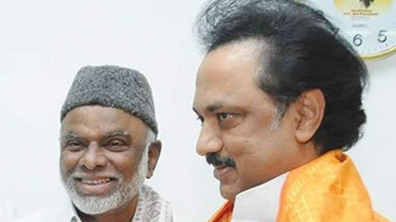 ராமநாதபுரம் மக்களவை தொகுதி கூட்டணி கட்சிக்கு ஒதுக்கீடு.. வேட்பாளர் யார் தெரியுமா? எந்த சின்னத்தில் போட்டி?