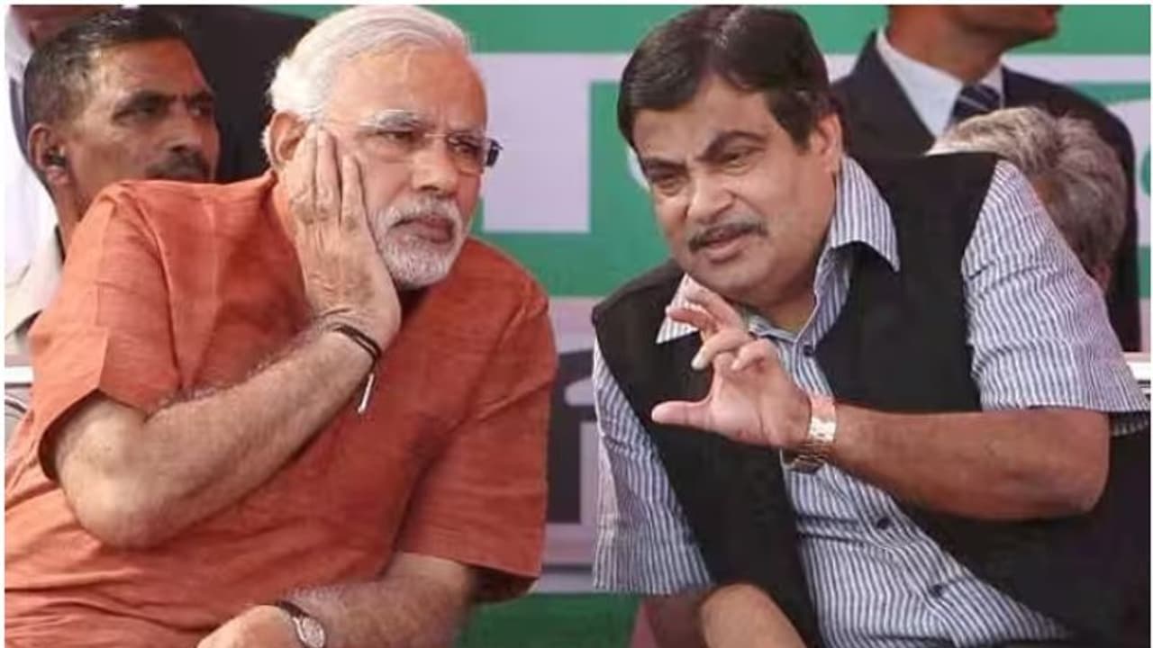 ബിജെപിയുടെ തെരഞ്ഞെടുപ്പ് തന്ത്രങ്ങളിൽ മാറ്റം; നരേന്ദ്ര മോദി മത്സരിക്കുക വാരാണസിയിൽ മാത്രം? ഗഡ്കരിക്കും സീറ്റ് ബിജെപിയുടെ തെരഞ്ഞെടുപ്പ് തന്ത്രങ്ങളിൽ മാറ്റം; നരേന്ദ്ര മോദി മത്സരിക്കുക വാരാണസിയിൽ മാത്രം? ഗഡ്കരിക്കും സീറ്റ്