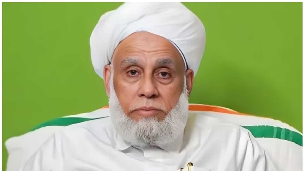 പാണക്കാട് തങ്ങളുമായി പ്രശ്നങ്ങളില്ലെന്ന് ജിഫ്രി മുത്തുക്കോയ തങ്ങൾ; 'സമസ്തയുടെ വ്യക്തിത്വം അടിയറ വെക്കില്ല' പാണക്കാട് തങ്ങളുമായി പ്രശ്നങ്ങളില്ലെന്ന് ജിഫ്രി മുത്തുക്കോയ തങ്ങൾ; 'സമസ്തയുടെ വ്യക്തിത്വം അടിയറ വെക്കില്ല'